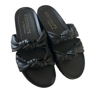 Coconuts NWOT By Matisse Park Ave Vegan Leather Knotted Tie Slide Sandal Black